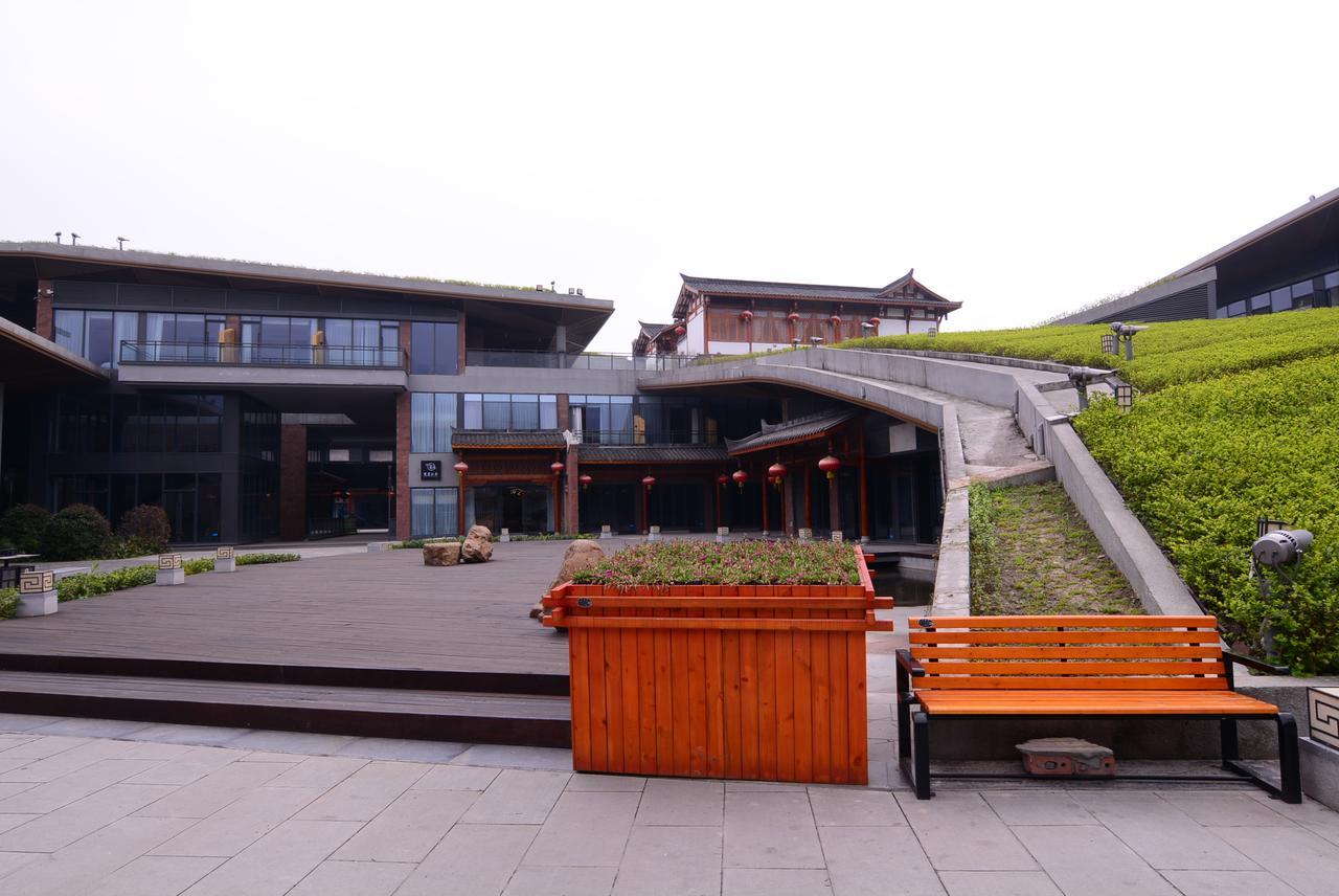 Emeis Van Stars Mountain Lodge Emeishan Exterior foto